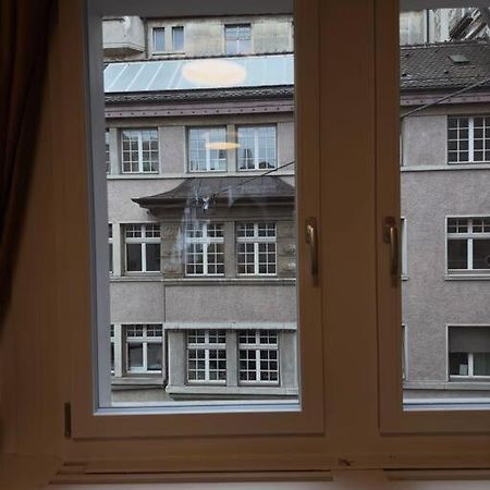 Suesse Wohnung In Zuercher Altstadt 3 Zurich Luaran gambar